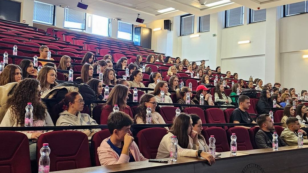 përfundon faza e shpërndarjes së broshurave në kampusin e up-së së shpejti publikohet video promovuese e projektit-image