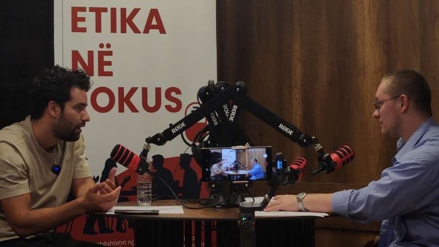 podcast me dibran hoxhën-image