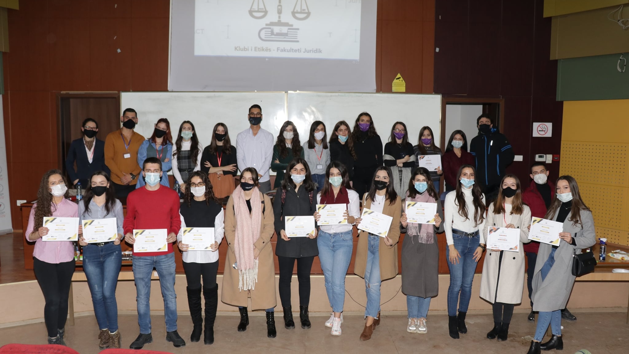 mbahet ceremonia e certifikimit në kuadër të projektit “zhvillimi i mendimit kritik dhe aftësitë e aktivizmit studentor” -image