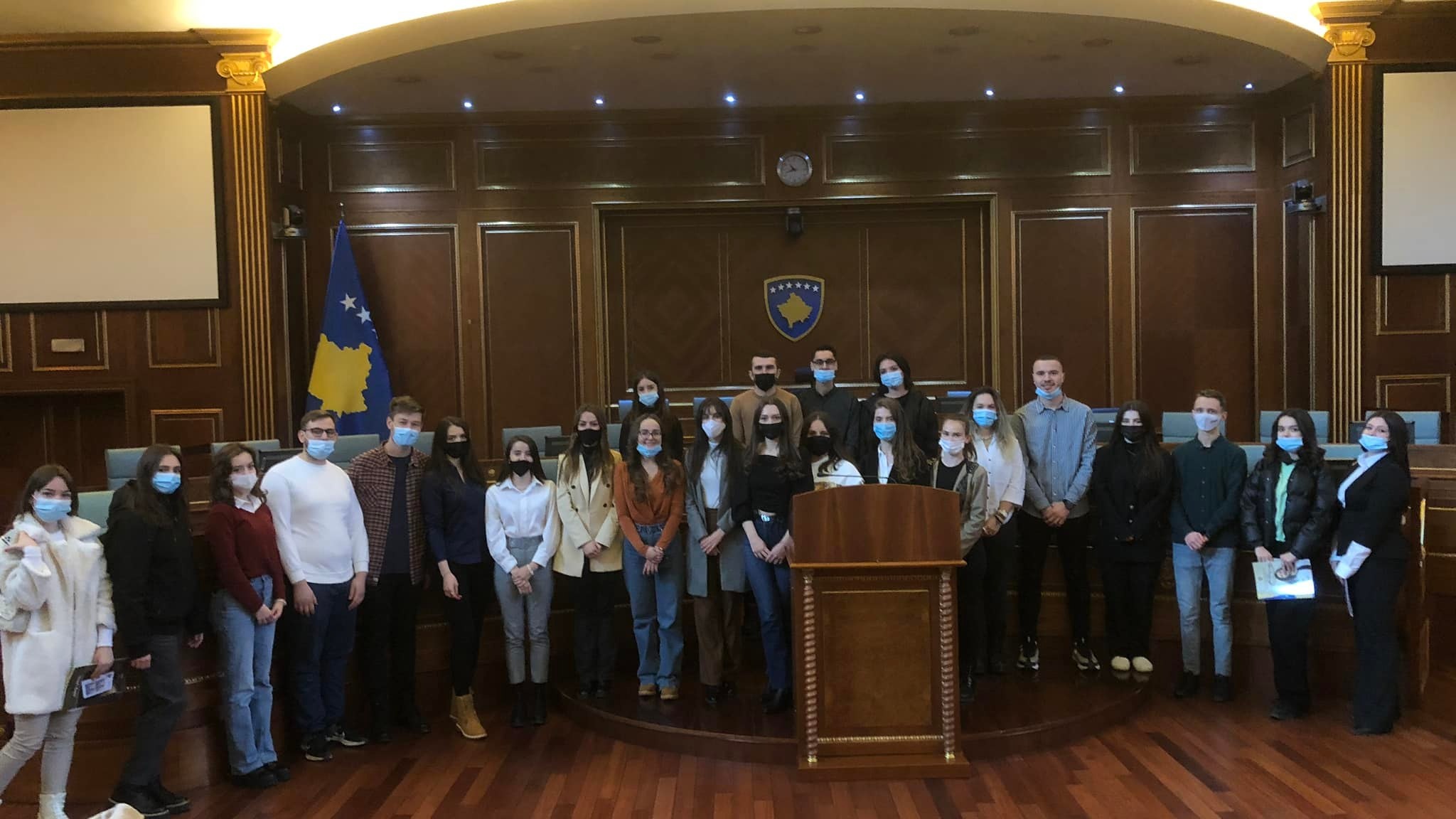klubi i etikës i fakultetit juridik në bashkëpunim me këshillin e studentëve realizuan aktivitetin “vizitë në kuvendin e republikës së kosovës”-image