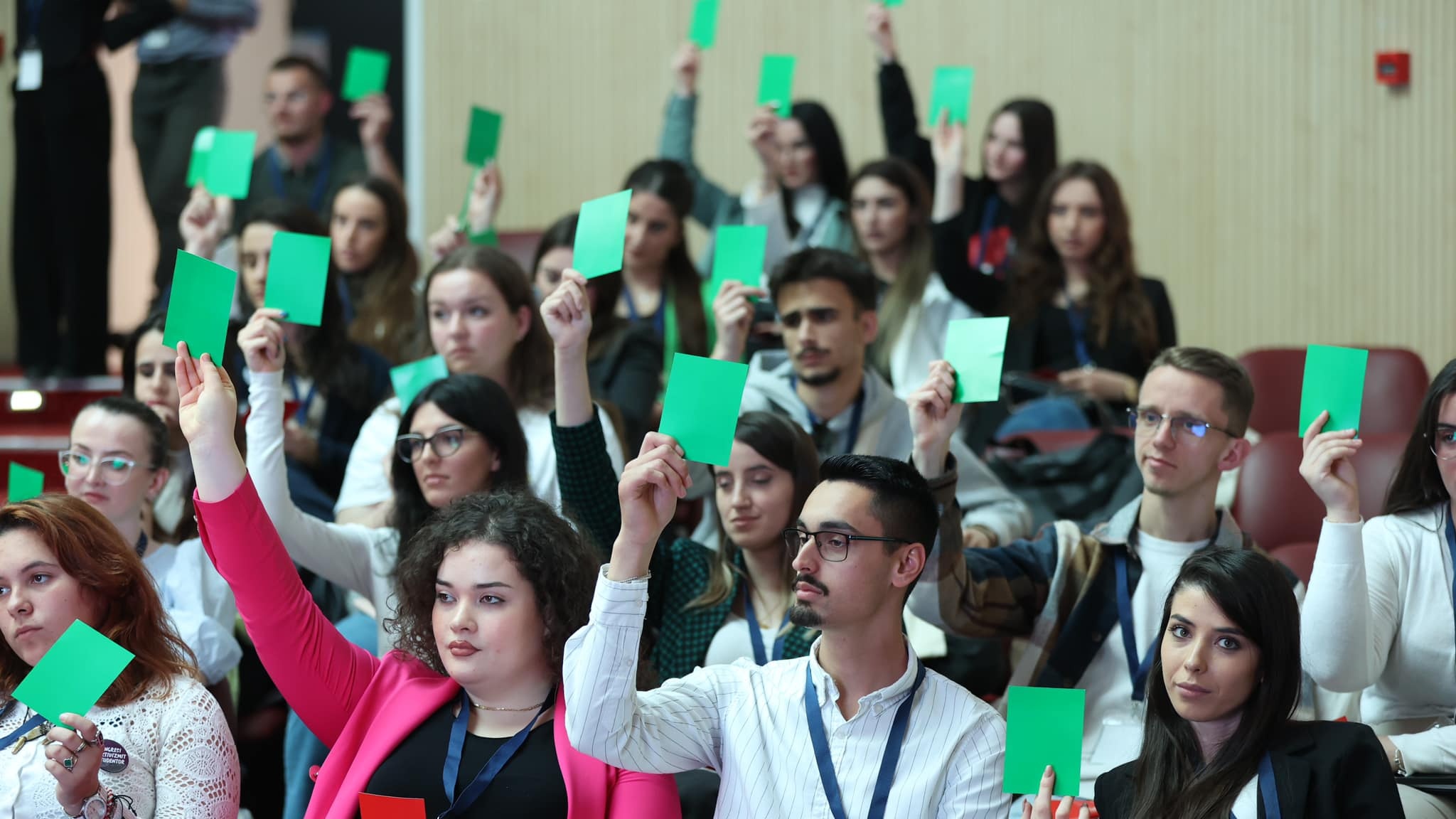 anëtarët e klubit të etikës pjesëmarrës në kongresin e aktivizmit studentor-image